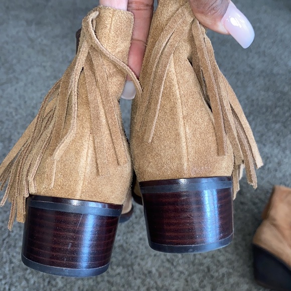 Suede Ankle Cowgirl booties - Picture 7 of 7